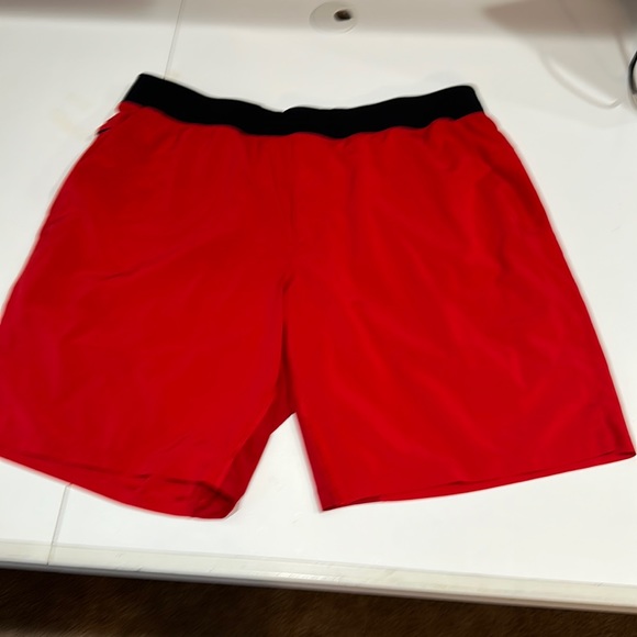 Lululemon Core Shorts Red XXL - Picture 1 of 5
